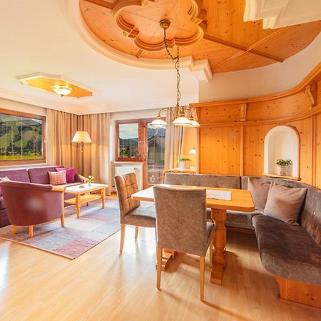 Apartments Tirolerhaus Кёссен Экстерьер фото