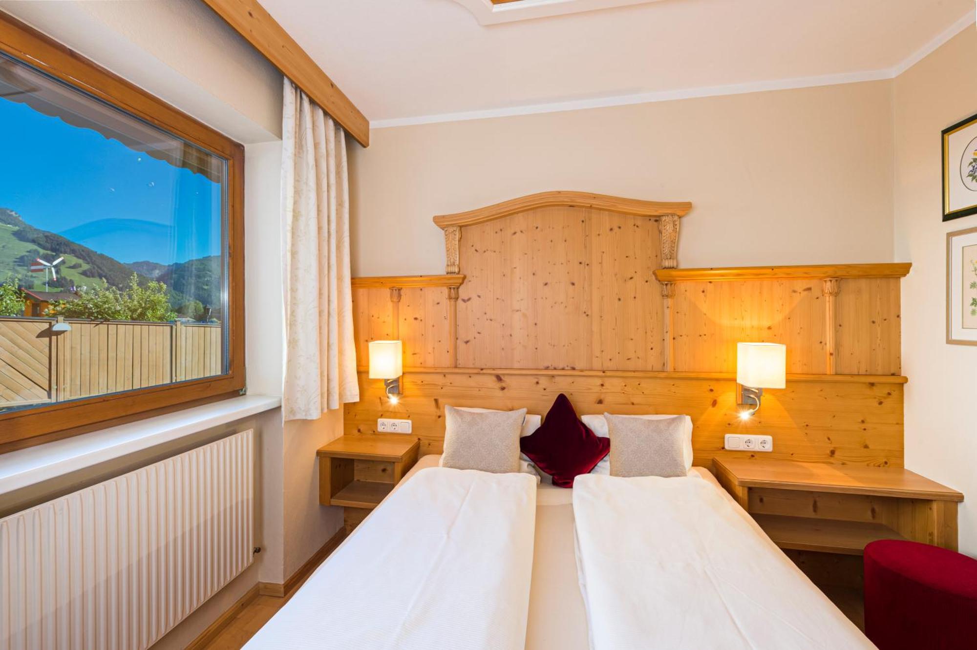 Apartments Tirolerhaus Кёссен Номер фото