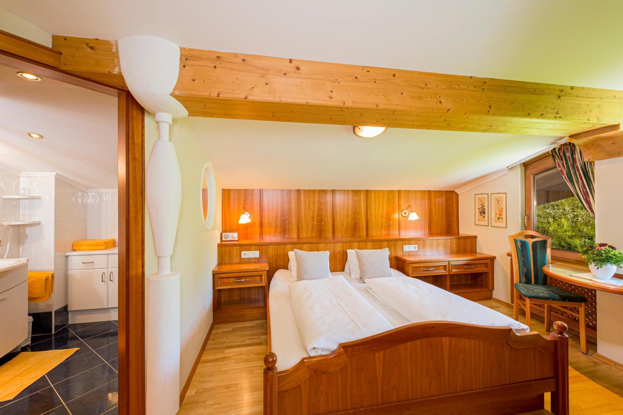 Apartments Tirolerhaus Кёссен Номер фото
