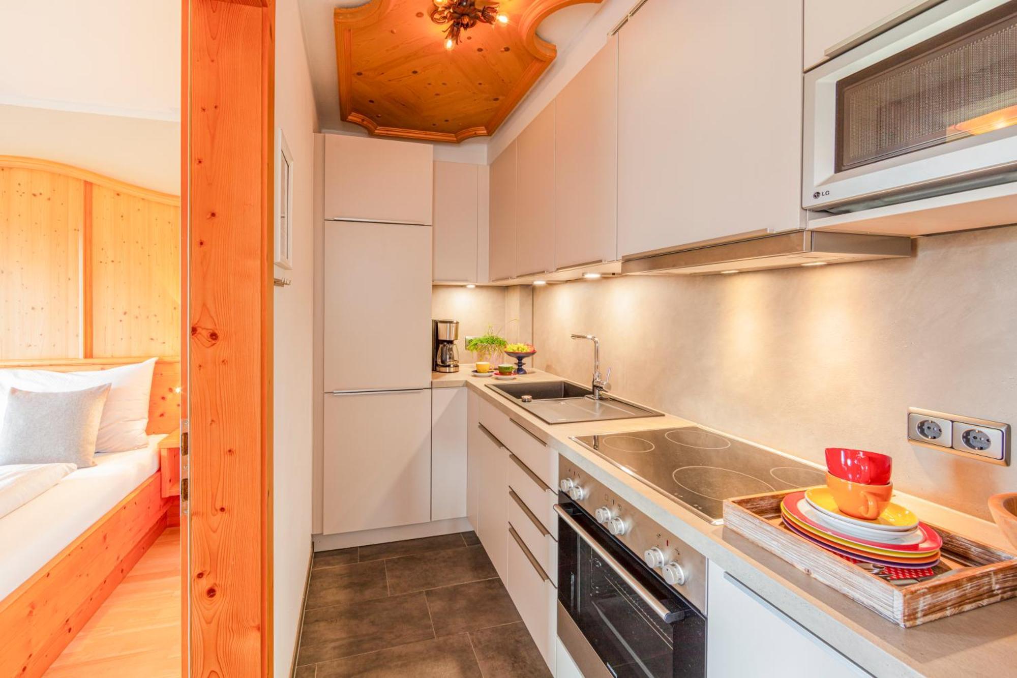 Apartments Tirolerhaus Кёссен Экстерьер фото