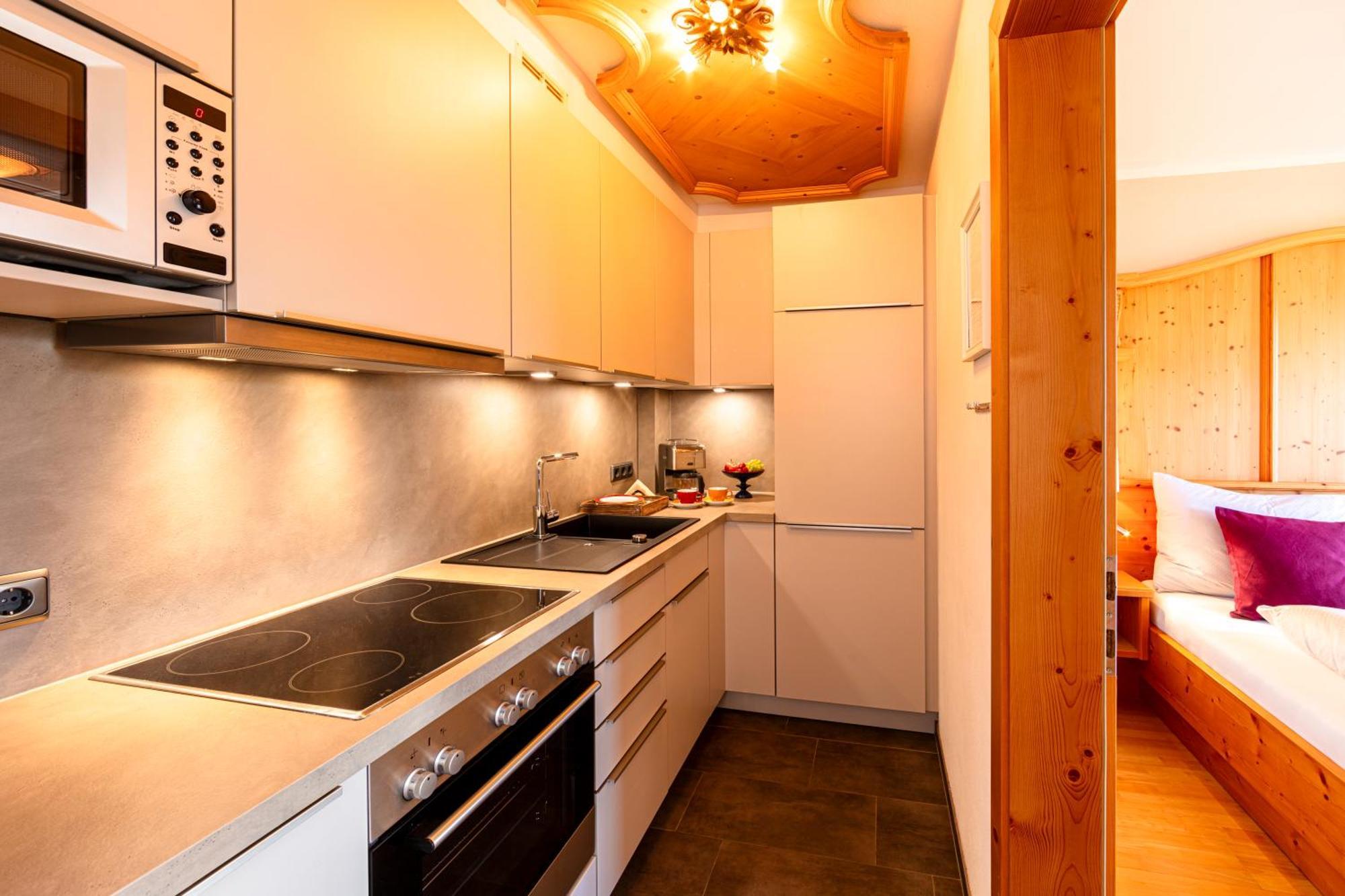 Apartments Tirolerhaus Кёссен Экстерьер фото