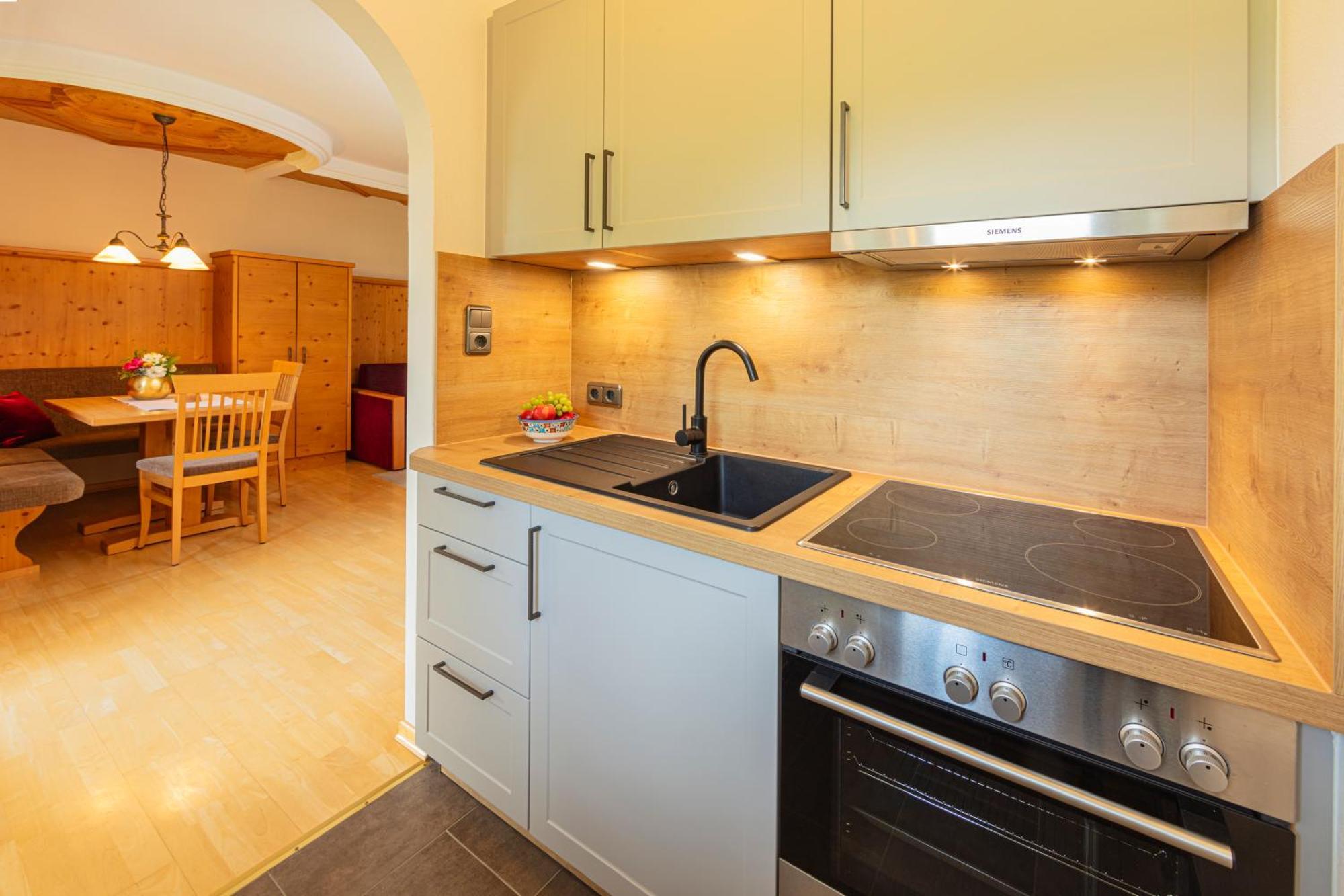 Apartments Tirolerhaus Кёссен Экстерьер фото